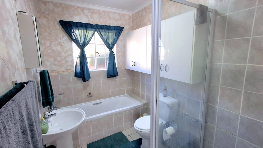 2 Bedroom Property for Sale in Sasolburg Ext 11 Free State